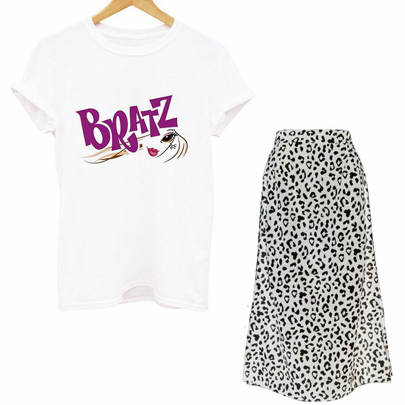 여성 두 조각 세트 스트리트 고스 Bratz 티셔츠와  - Printed Wrap Skirt 리뷰 및 가격